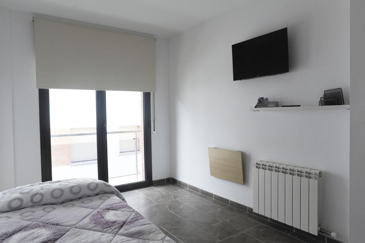 Apartament Bisaura De Ter Sant Quirze De Besora Eksteriør billede
