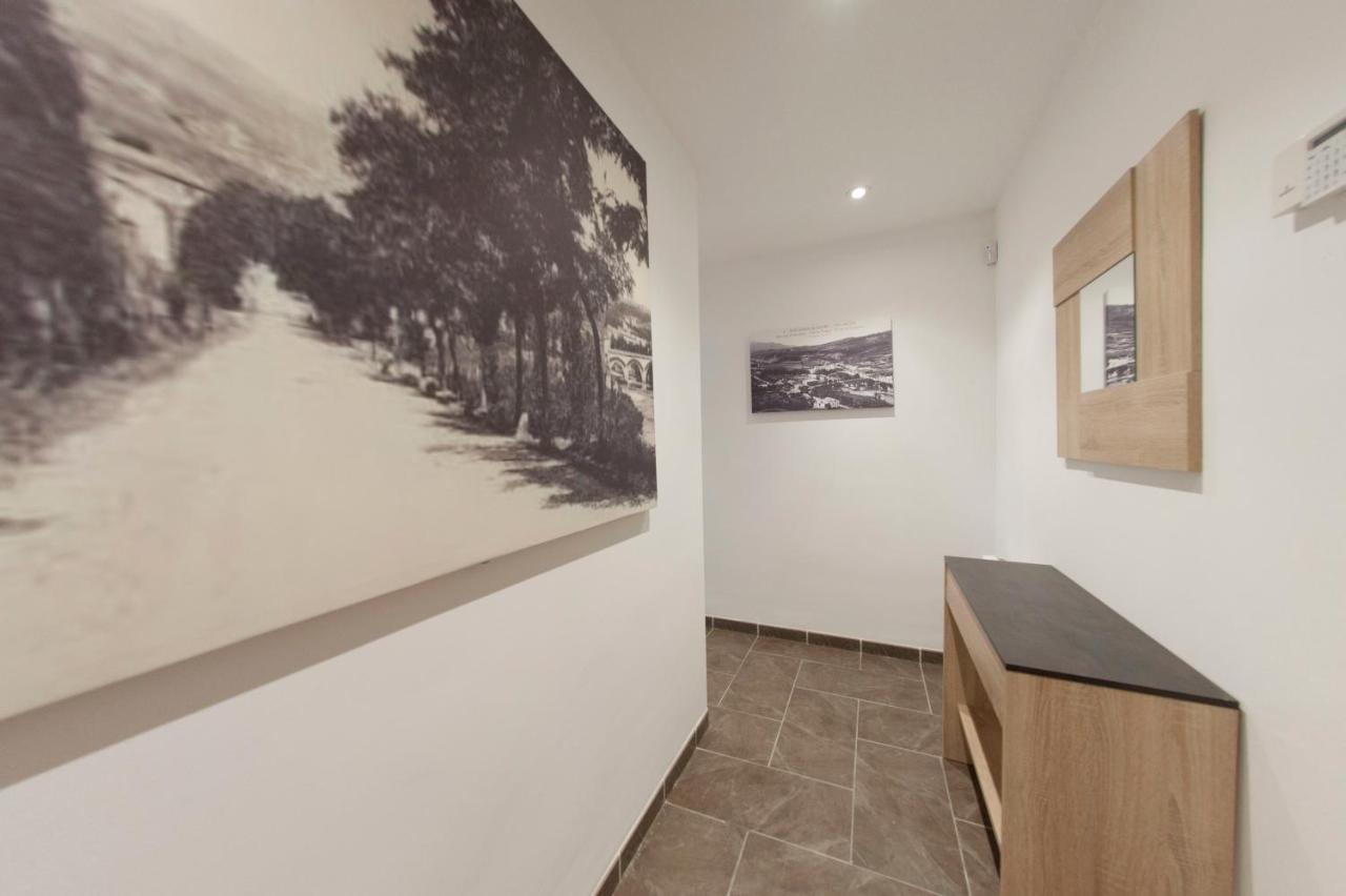 Apartament Bisaura De Ter Sant Quirze De Besora Eksteriør billede