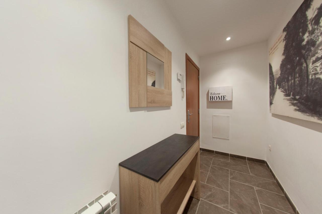 Apartament Bisaura De Ter Sant Quirze De Besora Eksteriør billede